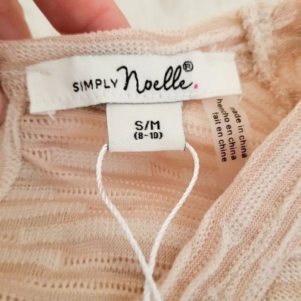 Simply Noelle textured top w/pockets oversized - Picture 8 of 10